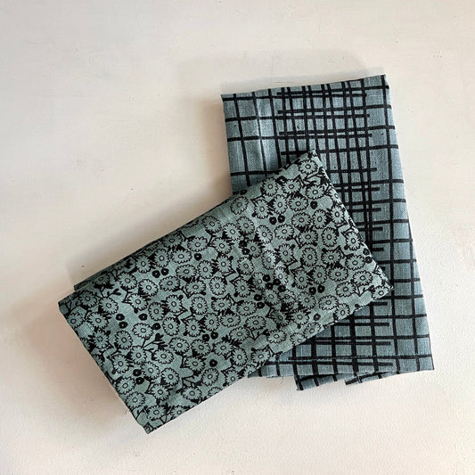 Linen: Tiny Daisy Set