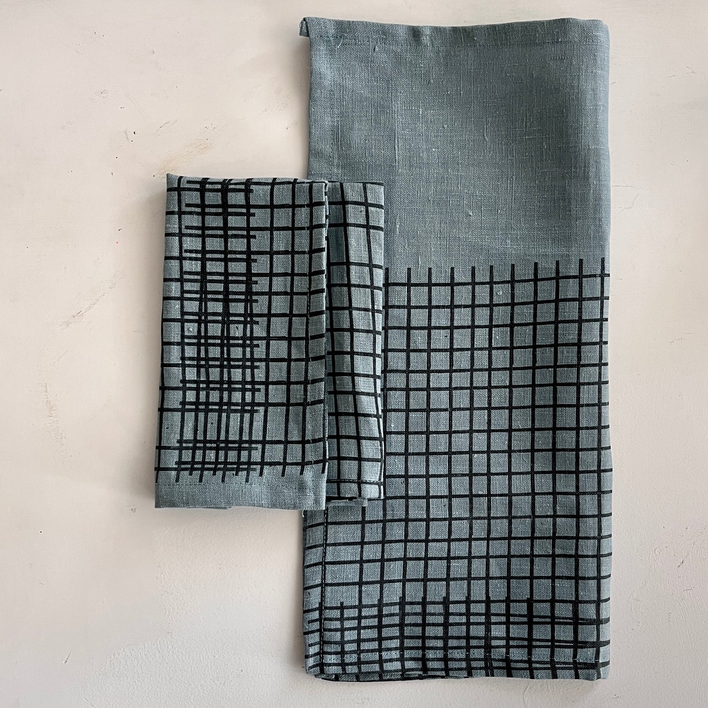 Linen: Break The Grid Blue
