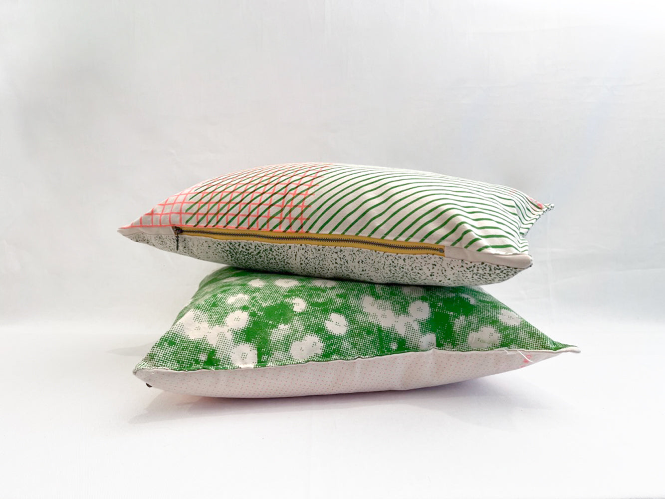 Cushion: Median Meadow